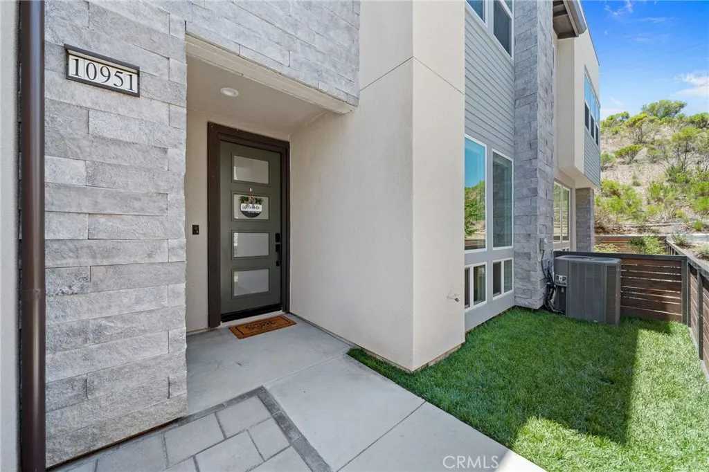 10951 Lotta Court, San Diego, CA 92126 - Main photo, San Diego, CA