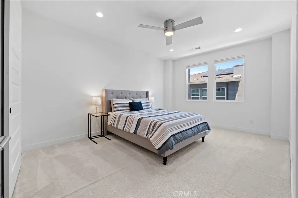 https://cdn.realtyfeed.com/cdn/127/307083214/5db417f3096dae3eac2d7788c938fd2c.webp