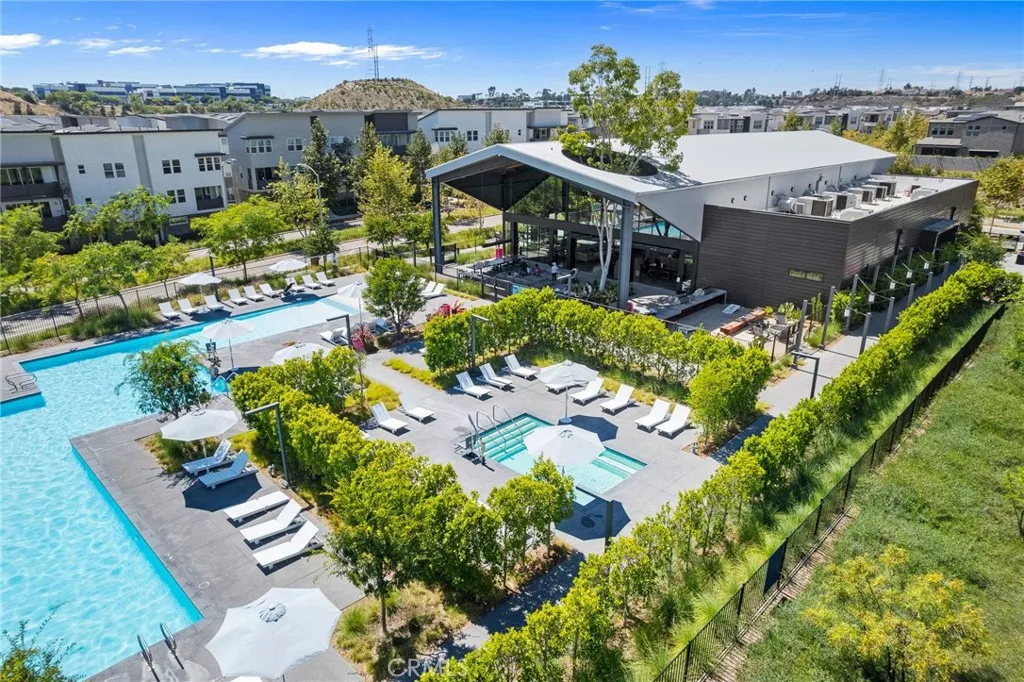 https://cdn.realtyfeed.com/cdn/127/307083214/6aac00ad00a3908dae933502967c913b.webp