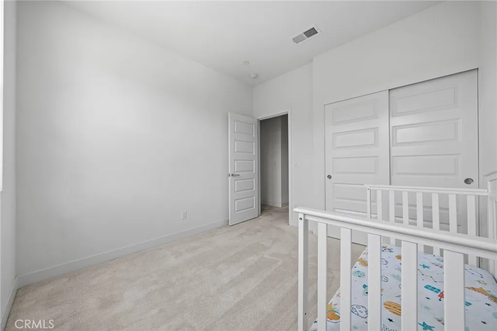 https://cdn.realtyfeed.com/cdn/127/307083214/85bbbbcb74db2ce9ead6a5aa57bc125a.webp