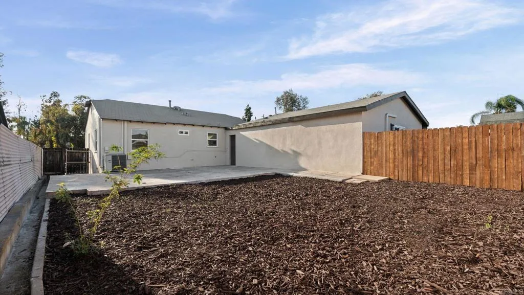 https://cdn.realtyfeed.com/cdn/127/307083260/283f4d1ca7a1b5d33a067fb07ae57e30.webp