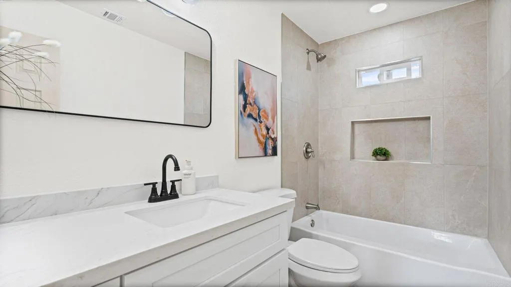 https://cdn.realtyfeed.com/cdn/127/307083260/7b20b44a5cdb34f1757bc47a8cc063b7.webp