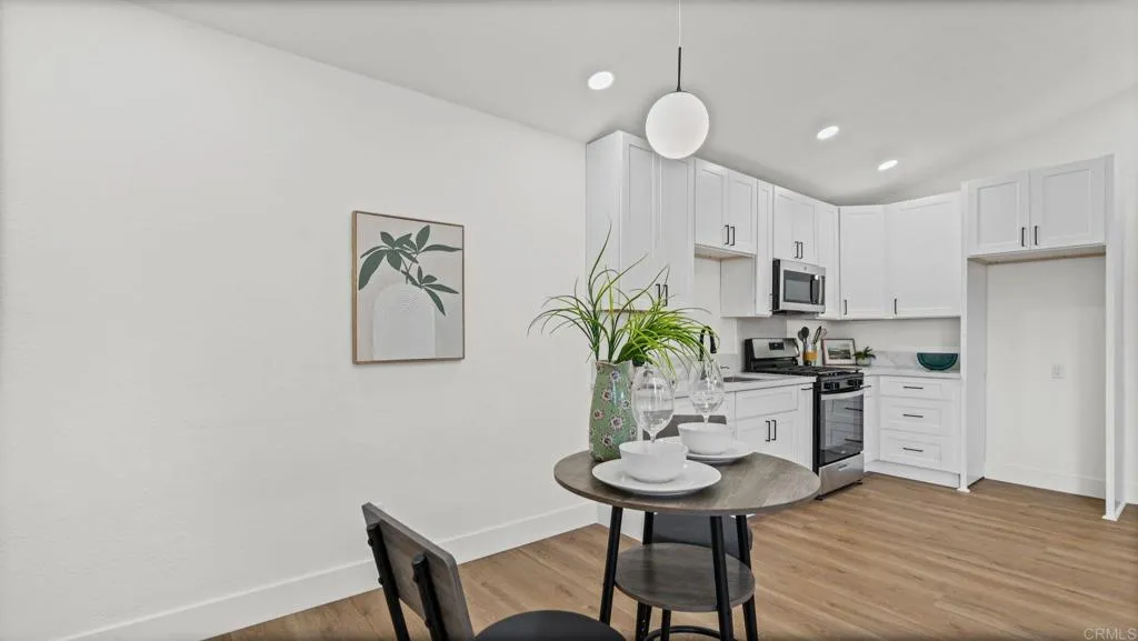 https://cdn.realtyfeed.com/cdn/127/307083260/cf5fc8b77c6505c15ef162f268ac72d6.webp