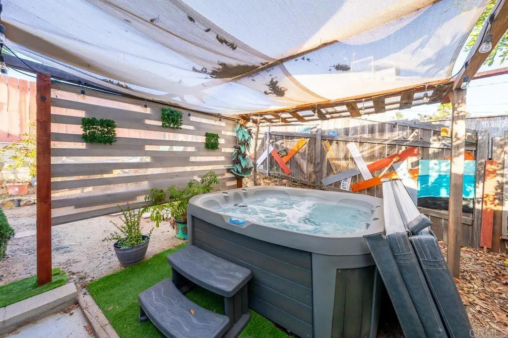 https://cdn.realtyfeed.com/cdn/127/307083266/667184d08a9cf57401cec3e508d7d41a.webp