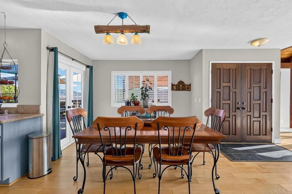 https://cdn.realtyfeed.com/cdn/127/307083266/9333cba5a19926b0e8affa94da39de52.webp
