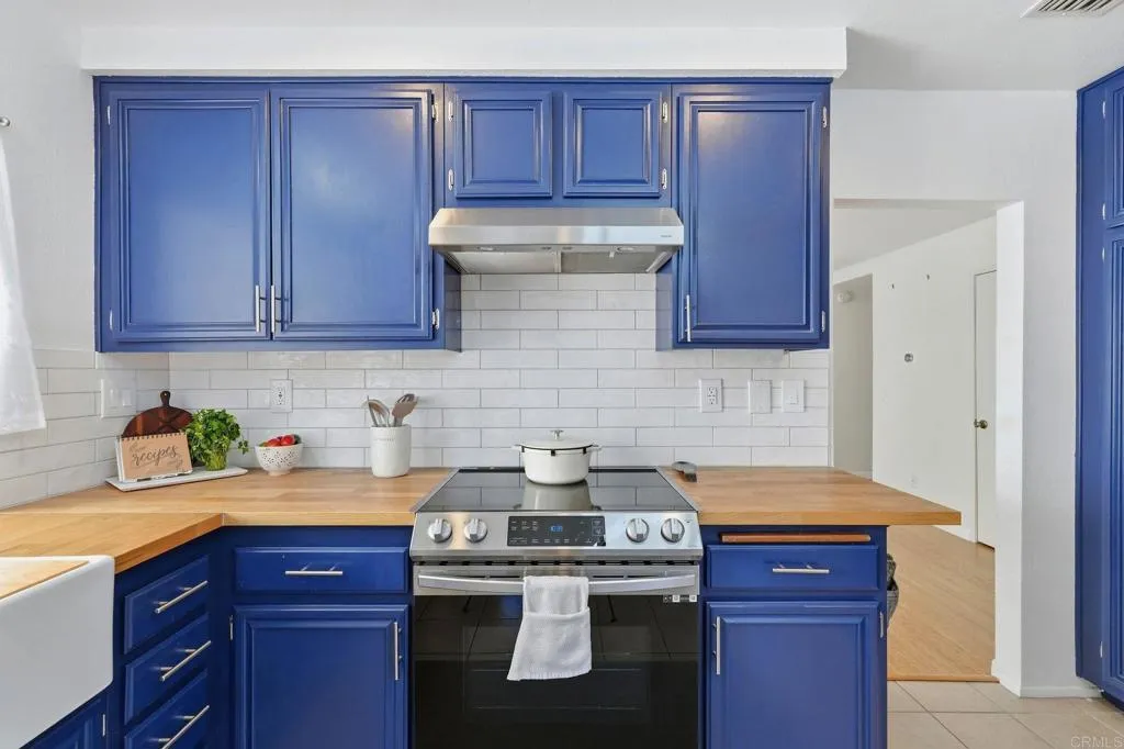 https://cdn.realtyfeed.com/cdn/127/307083269/8cc2a8e20b0304870c08dfb32f3e6b88.webp