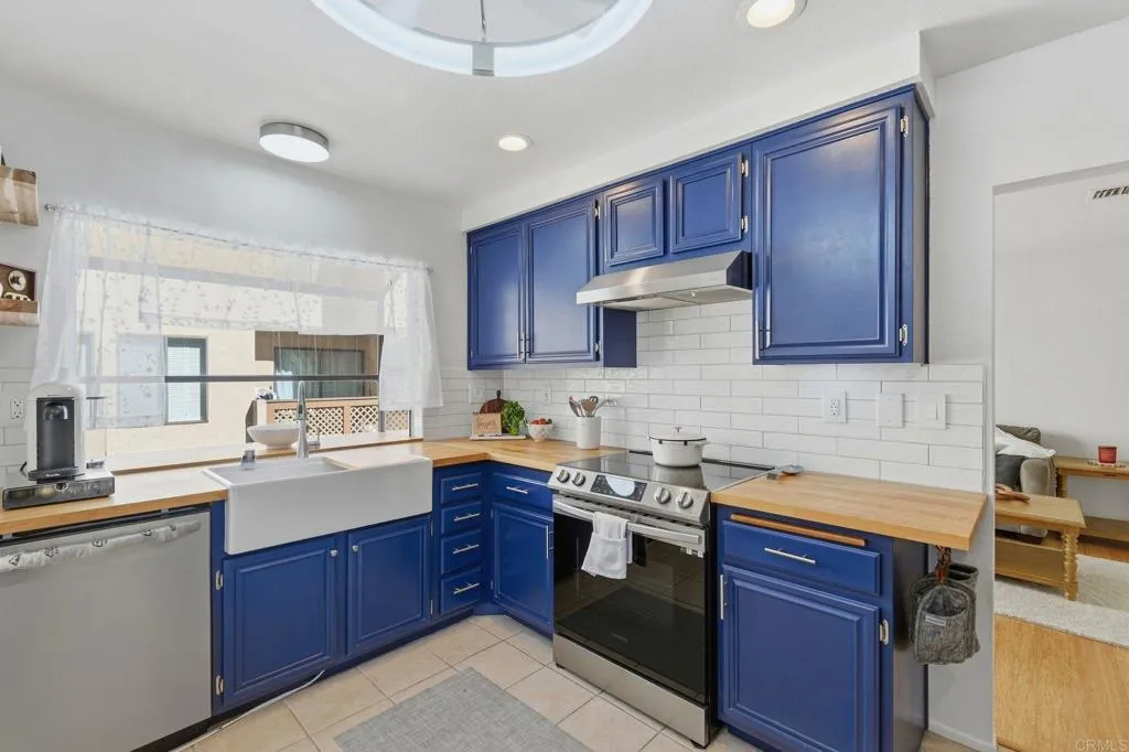 https://cdn.realtyfeed.com/cdn/127/307083269/92b22f8285a4ac7c9ab8536d9bccf6db.webp