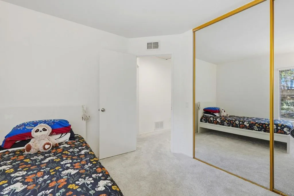 https://cdn.realtyfeed.com/cdn/127/307083269/c8c3c0aff80a4489f9307a3b4e559ecd.webp