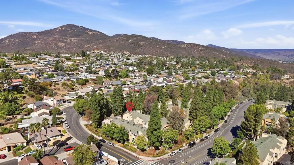 https://cdn.realtyfeed.com/cdn/127/307083269/debe5895fafaf9807836bc20b4d2fded.webp