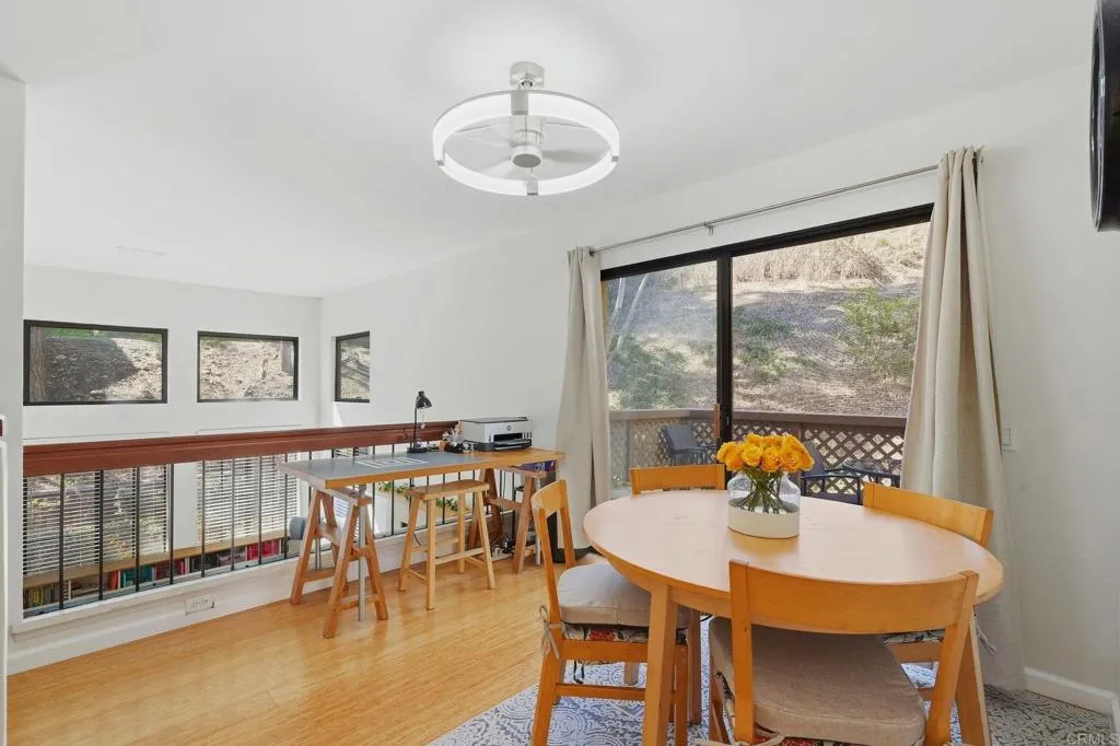 https://cdn.realtyfeed.com/cdn/127/307083269/e8edd1e7b952c0fd01697f93df39178c.webp