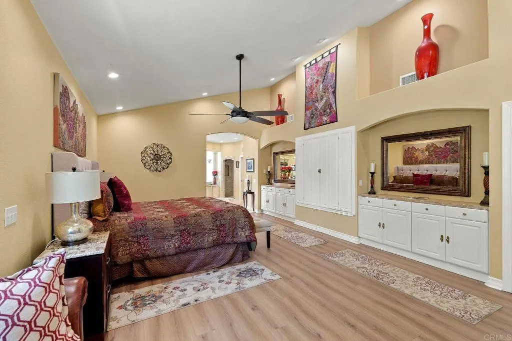 https://cdn.realtyfeed.com/cdn/127/307083345/4ed4dcc22af887c3a68d5c6330f42a33.webp