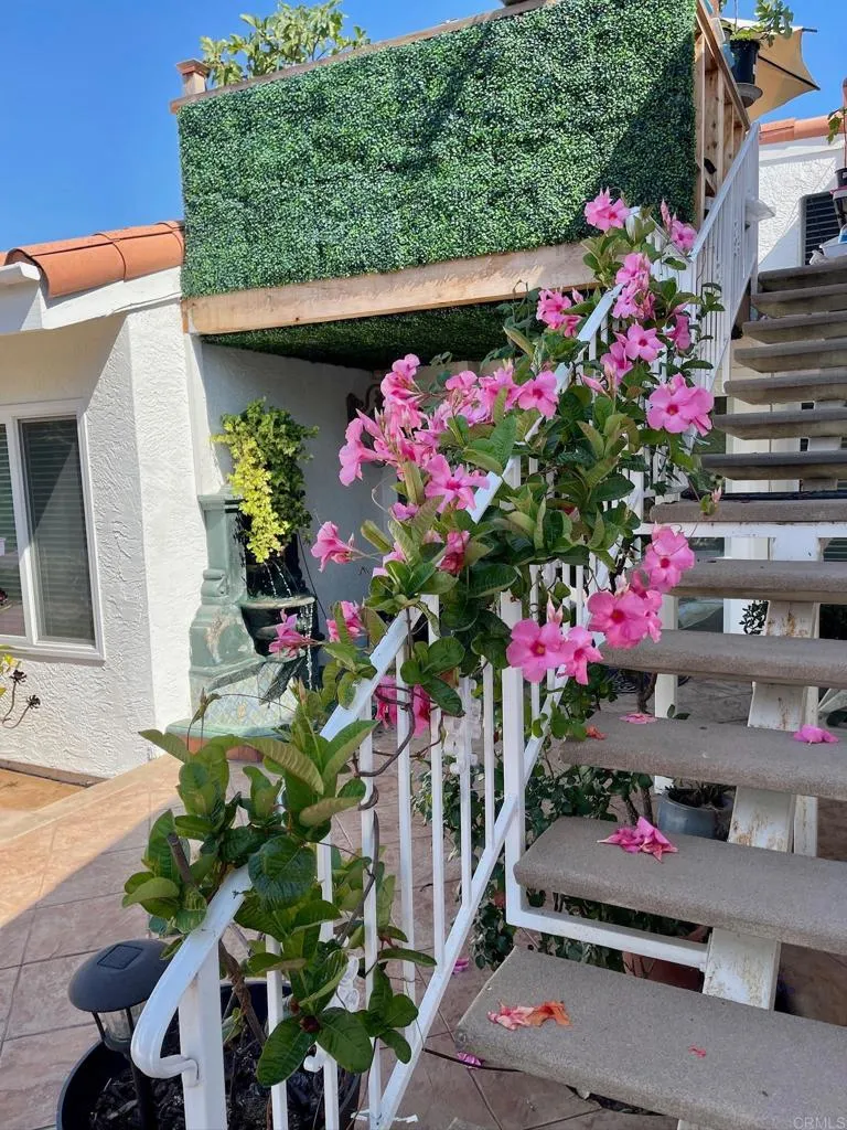 https://cdn.realtyfeed.com/cdn/127/307083345/aa55550c2a43392ce7e935183bd6ee47.webp