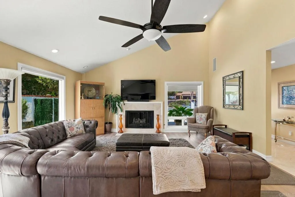 https://cdn.realtyfeed.com/cdn/127/307083345/d5aaa2908a8cb175a364a2e6870e1a42.webp