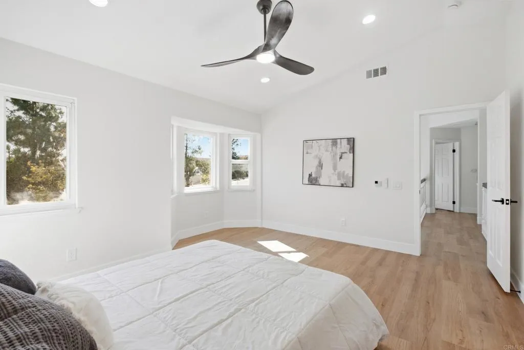 https://cdn.realtyfeed.com/cdn/127/307083350/4c929f3468dd328dbcd91d490379519e.webp