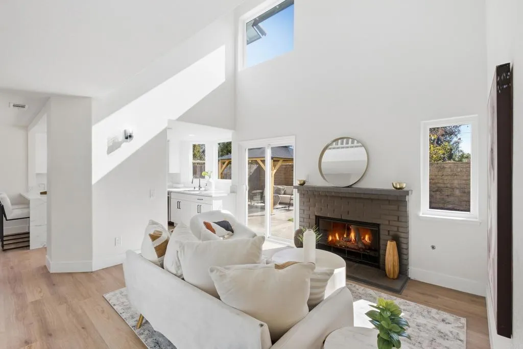 https://cdn.realtyfeed.com/cdn/127/307083350/993d8059ff54934805da260407ac7931.webp