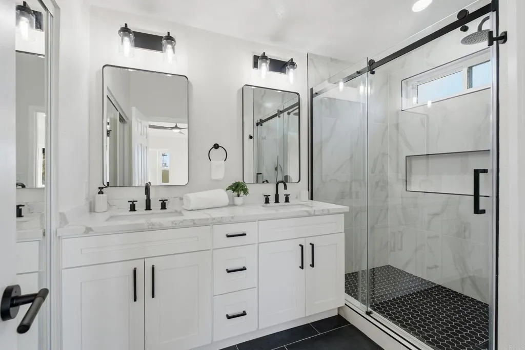 https://cdn.realtyfeed.com/cdn/127/307083350/b77ffc3fa434e8e0f6d3f829edd49f3e.webp