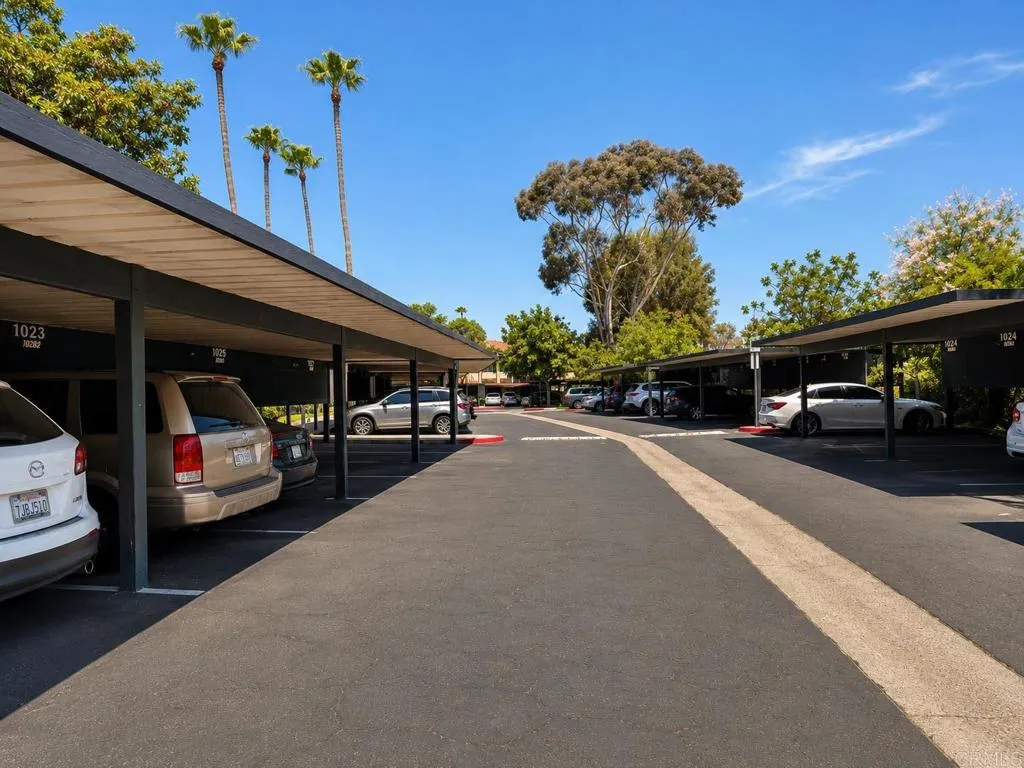 https://cdn.realtyfeed.com/cdn/127/307083380/407d50e4dc3b5be4f4888e33d4dd4474.webp