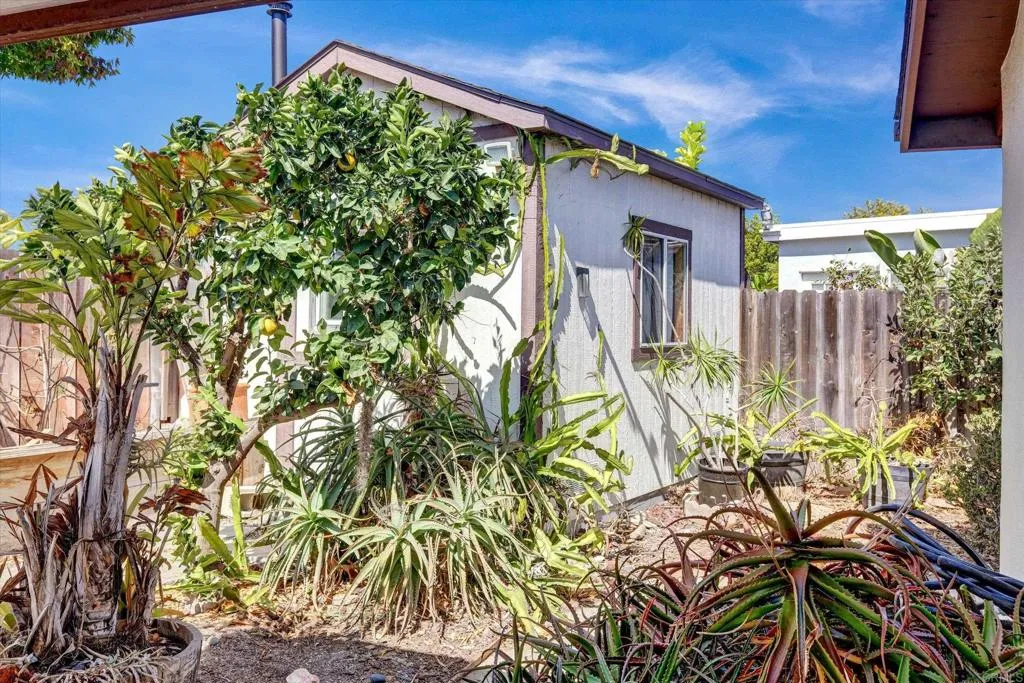 https://cdn.realtyfeed.com/cdn/127/307083395/0e9a0f9519f5c31ce5243669bf7bbd1f.webp