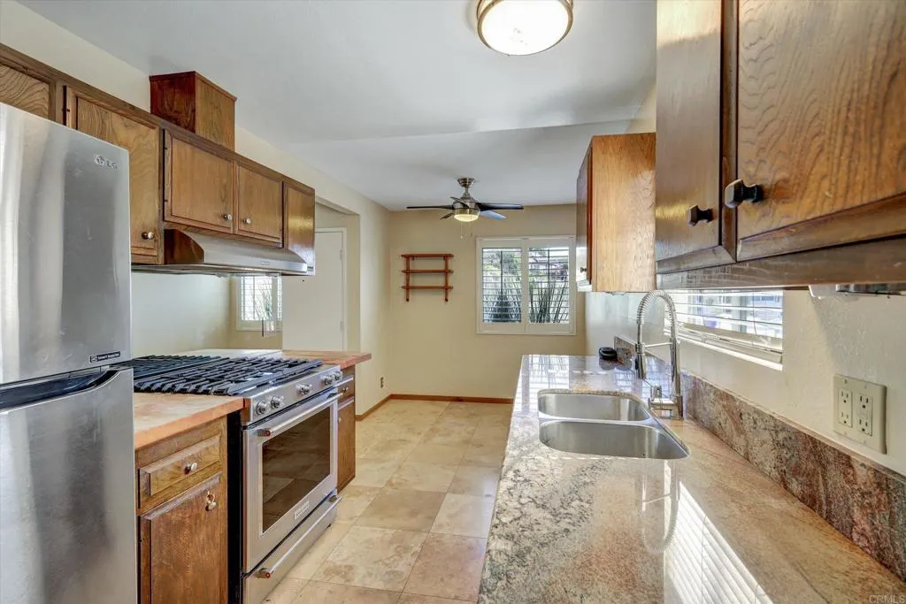 https://cdn.realtyfeed.com/cdn/127/307083395/1d74195bc961461881d2b14938c96936.webp