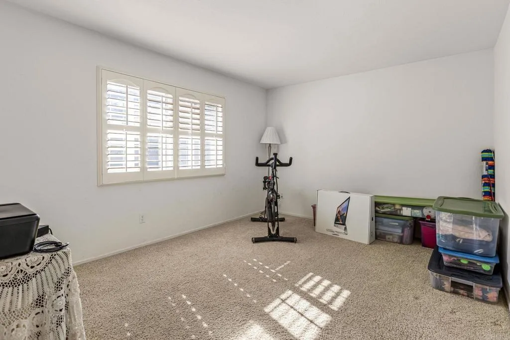 https://cdn.realtyfeed.com/cdn/127/307083400/667427db6e2e7f7407ff13a0c1fd2be1.webp