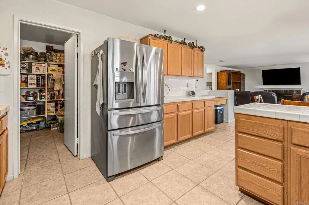 https://cdn.realtyfeed.com/cdn/127/307083400/8509577d00eeb706a56a93ec3488504c.webp