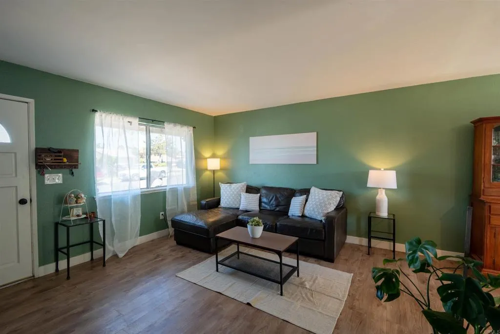 4932 Verde Drive, Oceanside, CA 92057 - Photo 5 of 26, Oceanside, CA