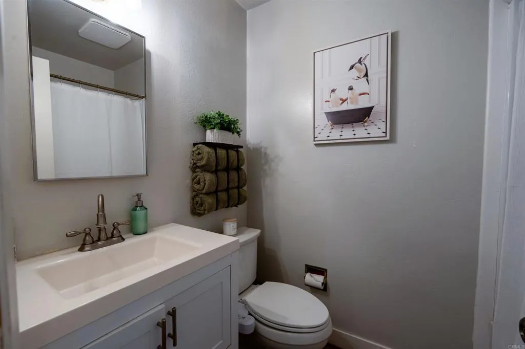 https://cdn.realtyfeed.com/cdn/127/307083462/83bc1548bdb8fa92f35fc861af38ffe2.webp
