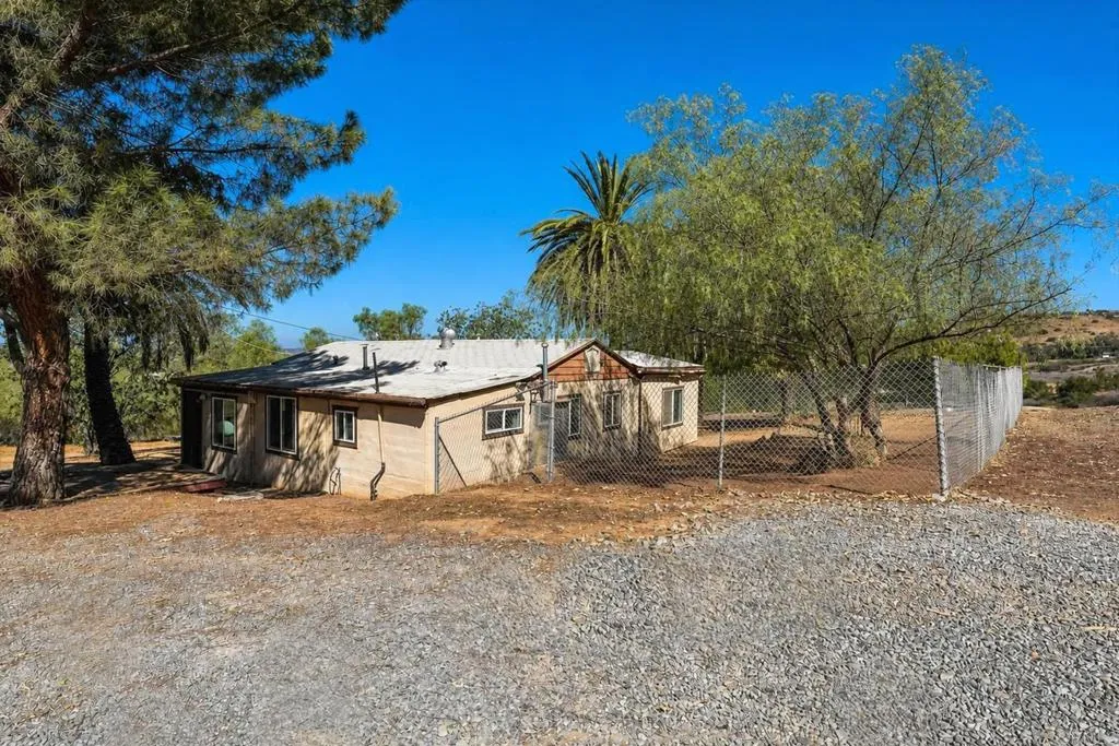 1698 Griffith Road, Ramona, CA 92065 - Photo 2 of 3, Ramona, CA