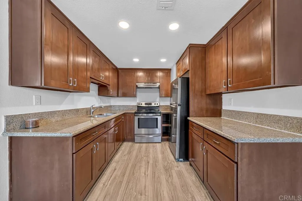 https://cdn.realtyfeed.com/cdn/127/307083537/cd59b162c698ba67c432da33da489c30.webp