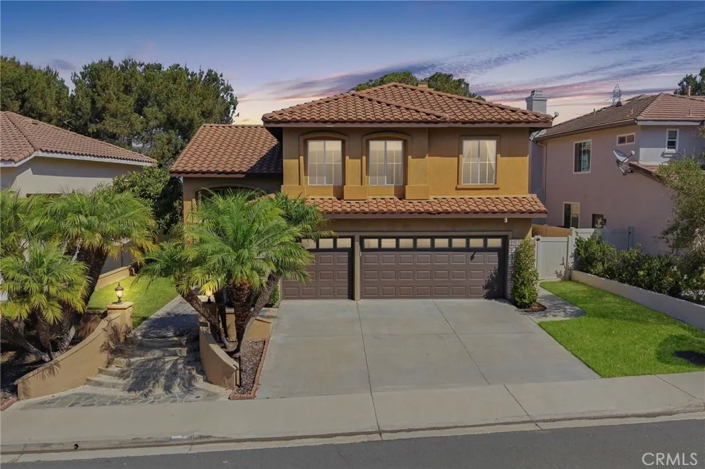 33 Coppercrest