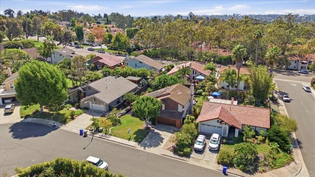 https://cdn.realtyfeed.com/cdn/127/307083604/268e90bc9cc0505bee13464e1a83002b.webp