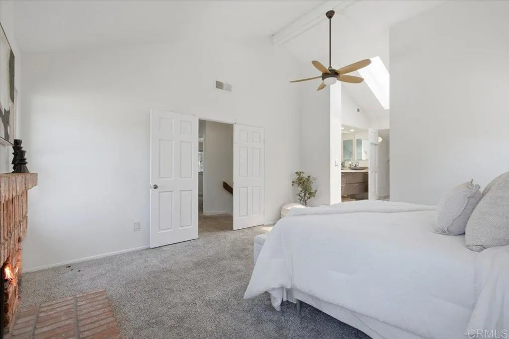 https://cdn.realtyfeed.com/cdn/127/307083604/67b250a4986f9bafbc4189dcdf884325.webp