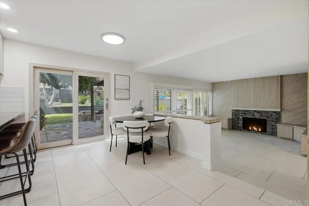 https://cdn.realtyfeed.com/cdn/127/307083604/691320c5dbcc9a5da0aad3d42cc1eee2.webp