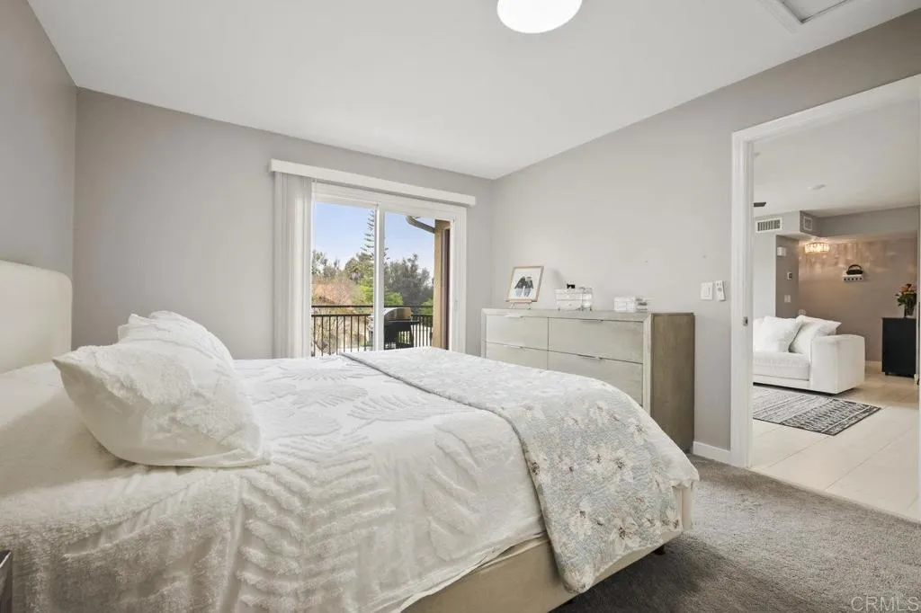 https://cdn.realtyfeed.com/cdn/127/307083631/c8f1eb58222bf5a9abfeb50190cf5593.webp