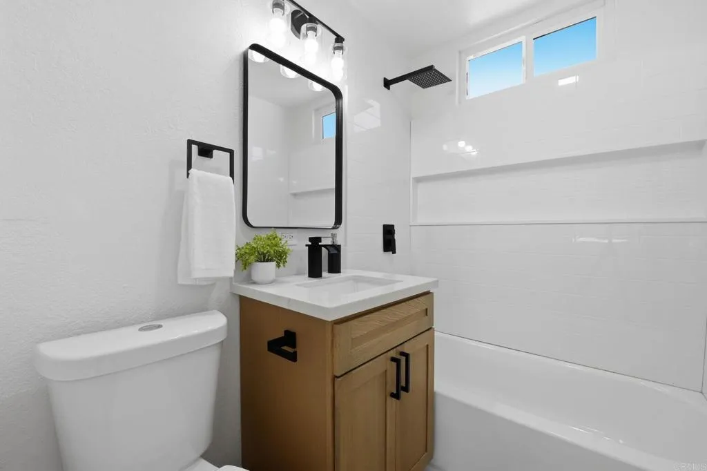 https://cdn.realtyfeed.com/cdn/127/307083686/db7fb83ccafe9680b0d6f222e85758e9.webp