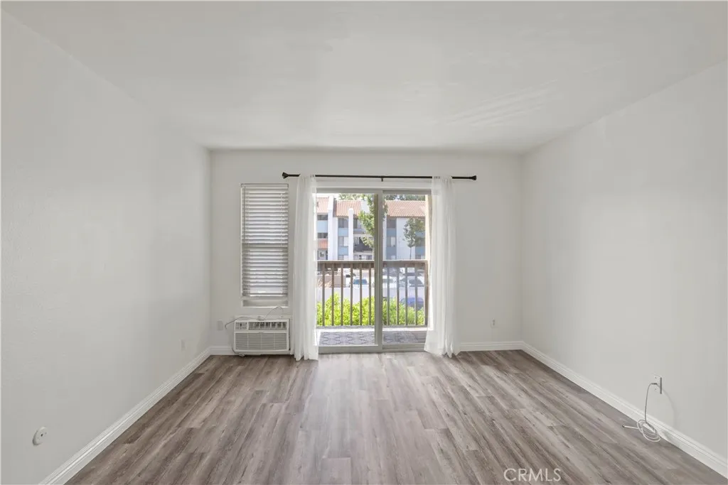 https://cdn.realtyfeed.com/cdn/127/307083747/21d90798e784db2b177a0b51fb6d5923.webp