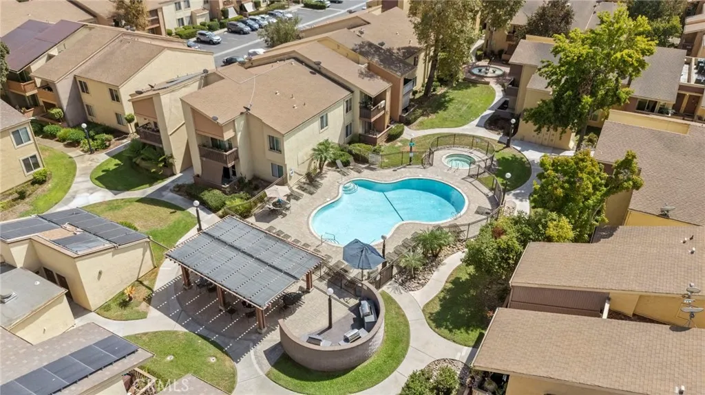 https://cdn.realtyfeed.com/cdn/127/307083747/dddb4e6a14b9f8f3cdb8be70aa10d1b7.webp