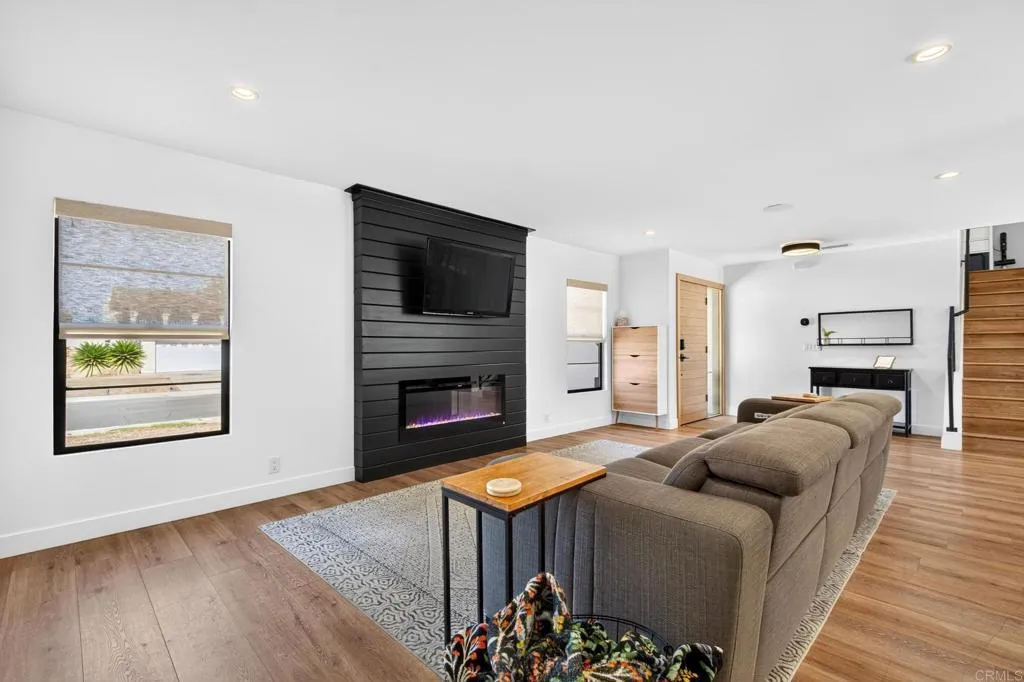 https://cdn.realtyfeed.com/cdn/127/307083779/5723c59d56057791673134294304af34.webp