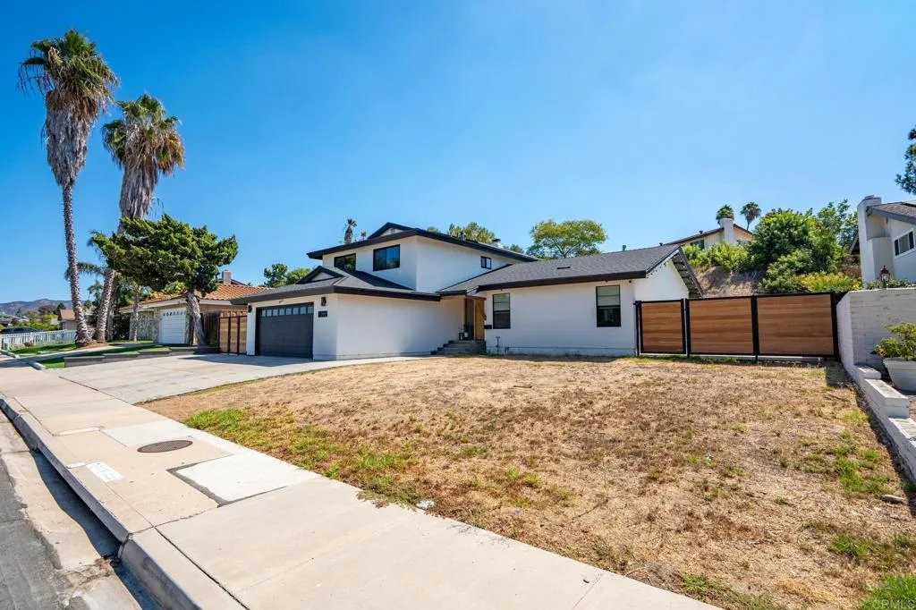 https://cdn.realtyfeed.com/cdn/127/307083779/63d4d4cd7e549027ae935aa7c13bde23.webp