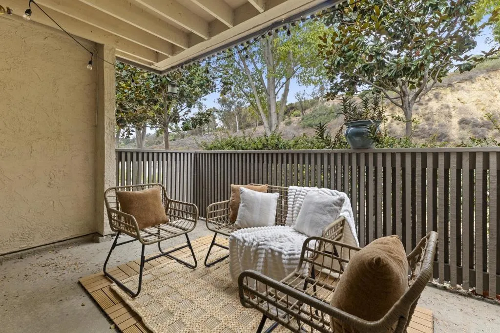 https://cdn.realtyfeed.com/cdn/127/307083803/0bf58e1f4cc0863d39d5f8d15625a777.webp