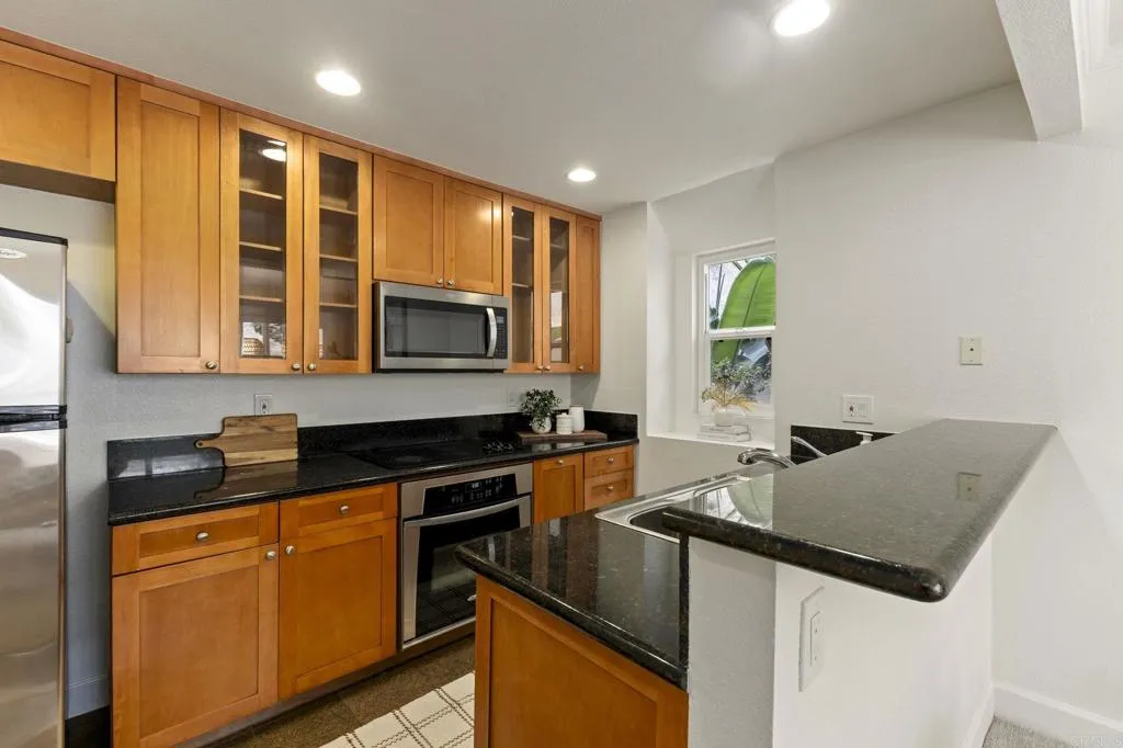 https://cdn.realtyfeed.com/cdn/127/307083803/b7ec8ce39db8c889de077df86c646c9b.webp