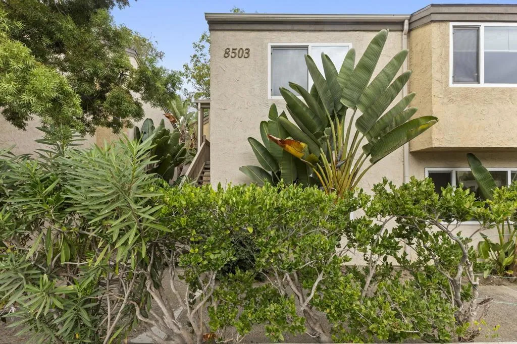 https://cdn.realtyfeed.com/cdn/127/307083803/f32d2be3279ca9c5ea7728d349790ff6.webp