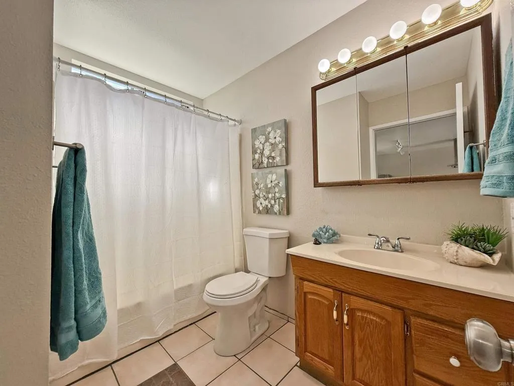https://cdn.realtyfeed.com/cdn/127/307083822/25cc0d94385c1e95377374db38b12c07.webp
