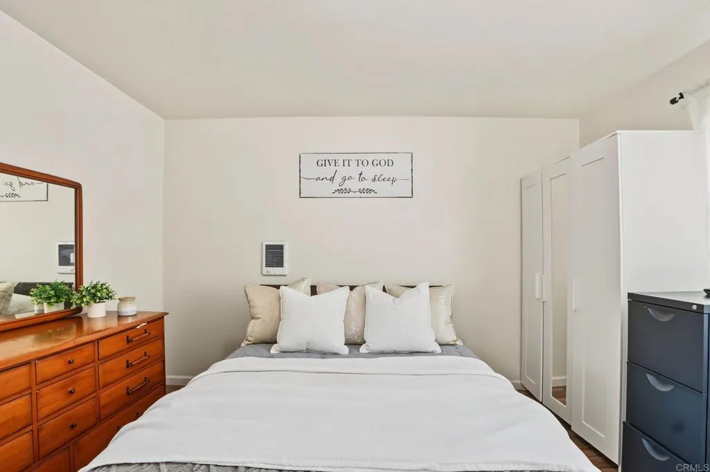 https://cdn.realtyfeed.com/cdn/127/307083847/48028f8e6bd1493dbda758c9b3590d3c.webp