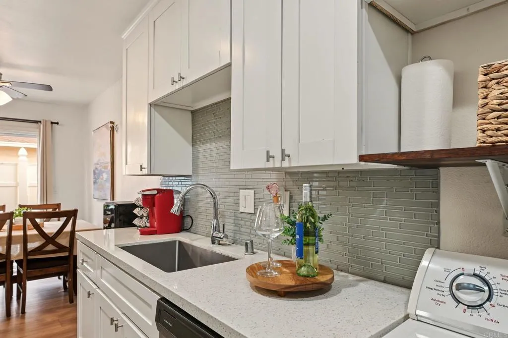https://cdn.realtyfeed.com/cdn/127/307083847/8b166641a8a31346b339a138716db1c3.webp