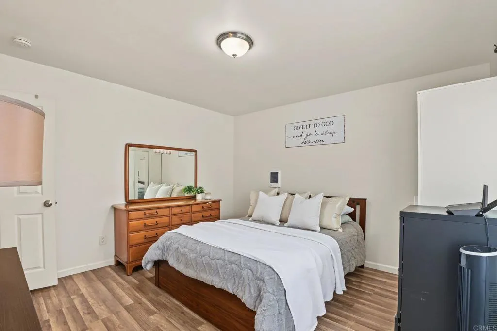 https://cdn.realtyfeed.com/cdn/127/307083847/996e6ce602cfdb01d52f558756f3b380.webp