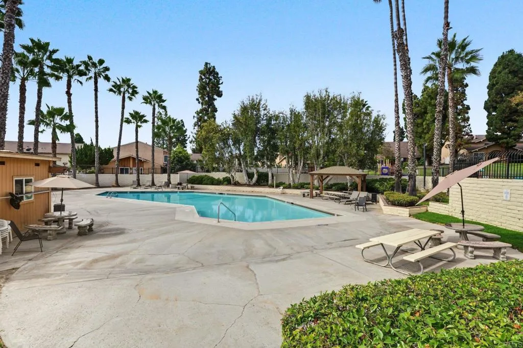 https://cdn.realtyfeed.com/cdn/127/307083847/d65c4d189bdcc3a2bd1005a2784132d5.webp