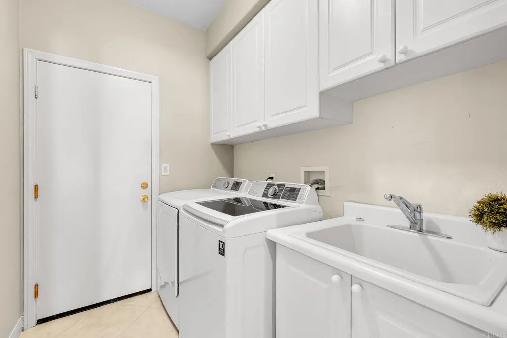 https://cdn.realtyfeed.com/cdn/127/307083869/06078db00e381e6658d52a22ae93bb2d.webp
