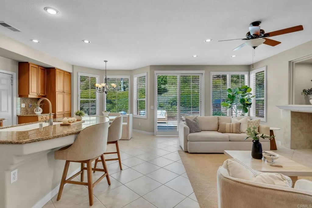 https://cdn.realtyfeed.com/cdn/127/307083869/46efc38ea570ca82ff54b6e6beb054f2.webp