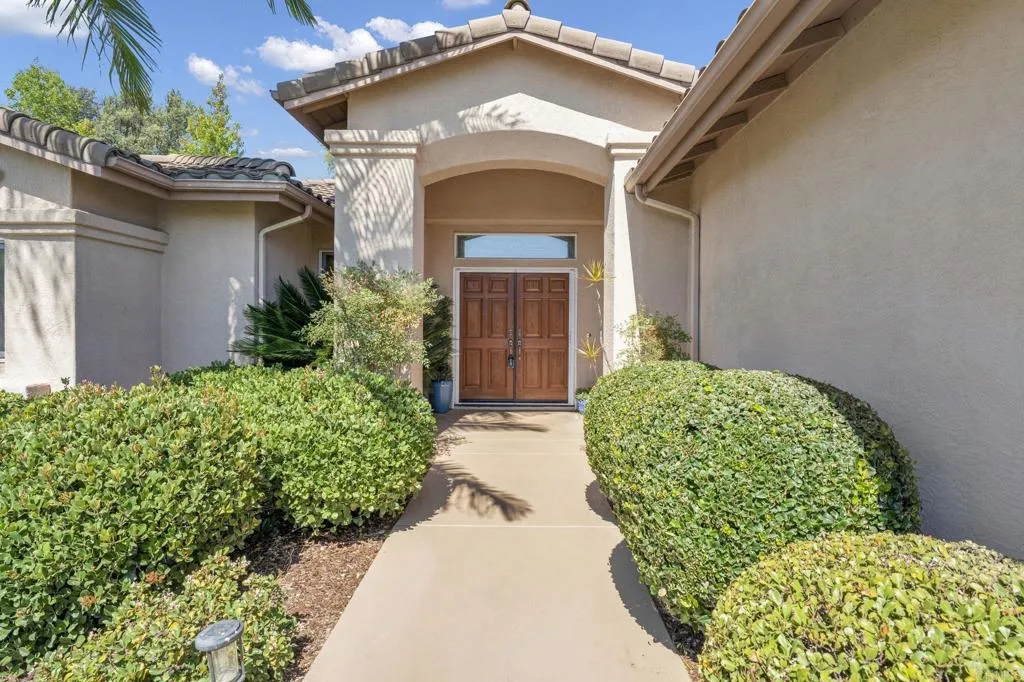 178 Camino Del Postigo, Escondido, CA 92029 - Photo 3 of 49, Escondido, CA
